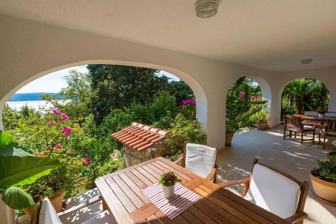 Apartment In Crikvenica 39351